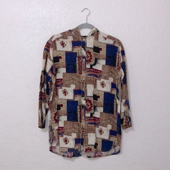 Colorful button up blouse with hood - Picture 1 of 16